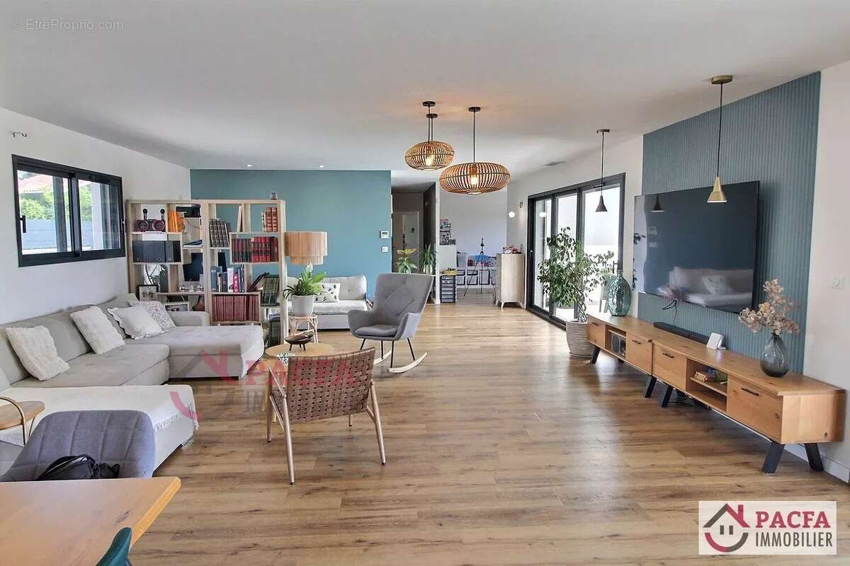 Villa moderne de plain-pied 220 m² -CASTRES - photo 6