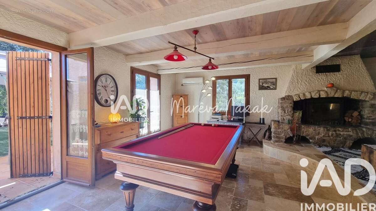 Maison 154 m² à Trans-En-Provence  - photo 5
