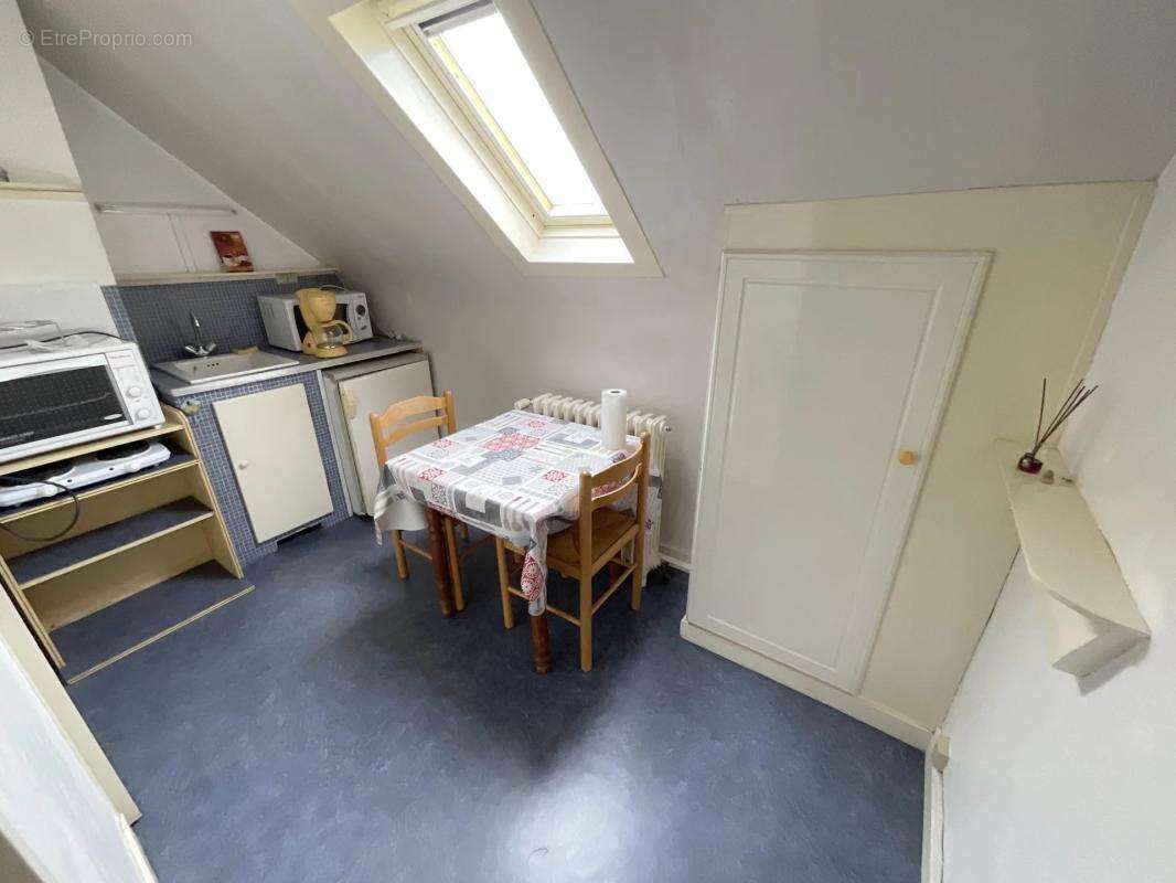 Appartement à LA CHAPELLE-SAINT-LUC