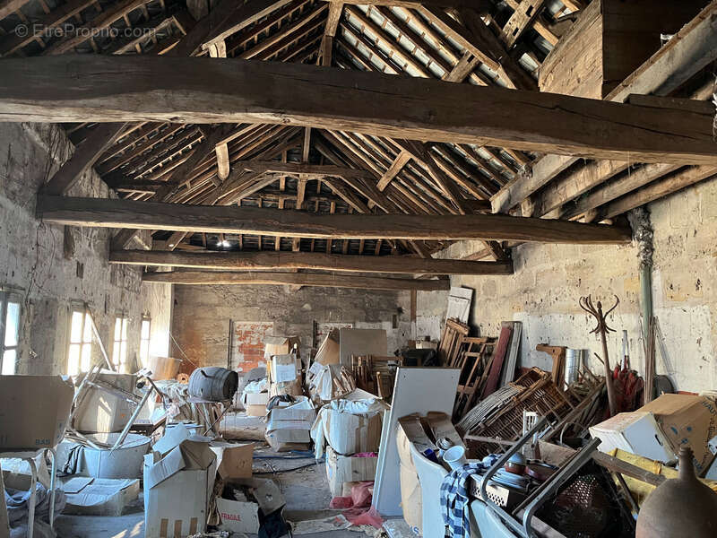 Appartement à LA CHARTRE-SUR-LE-LOIR