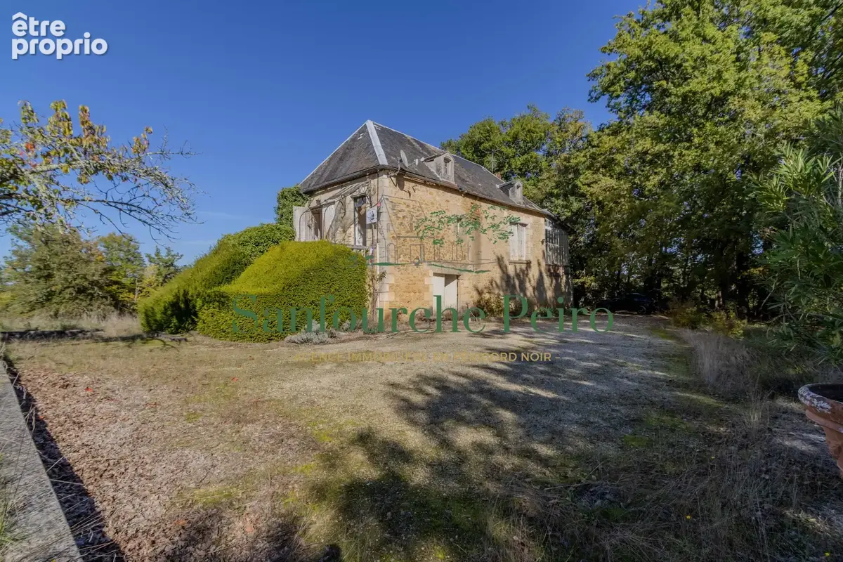 Face à la Bastide de Domme, vallée de la Dordogne, à 14 km de Sarlat, Périgord Noir - photo 15