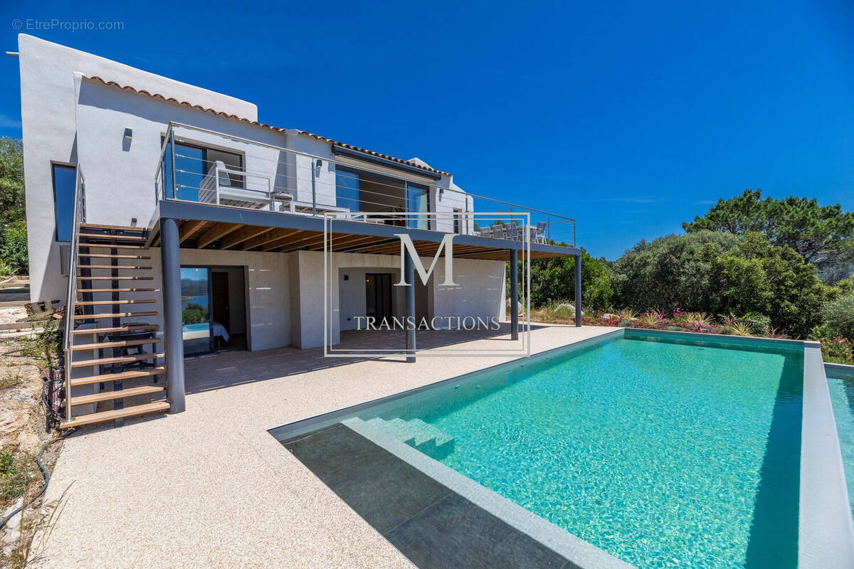 Maison à PORTO-VECCHIO