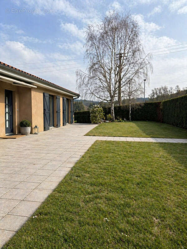 Maison à ROCHE-LA-MOLIERE