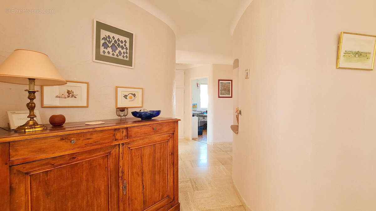 Maison à VILLENEUVE-LES-AVIGNON