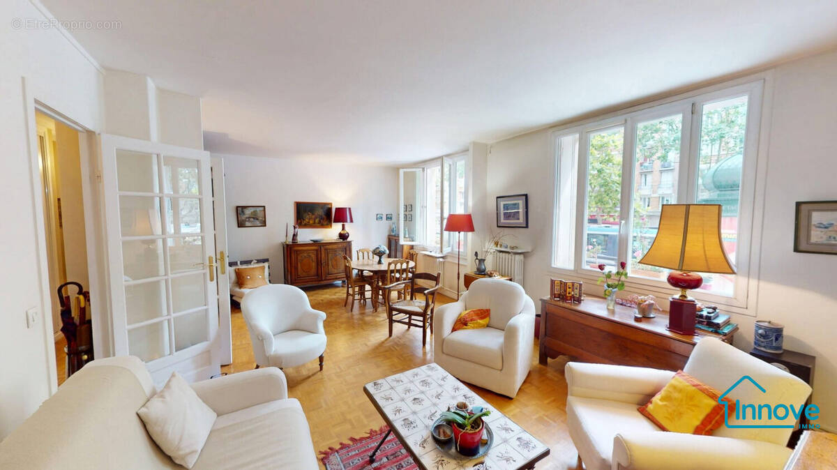 Appartement à PARIS-14E