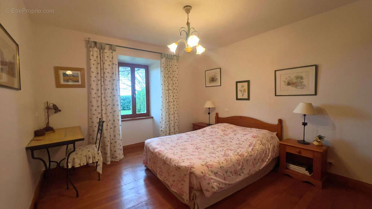 Propriété de charme avec dépendances et 7 hectares dans le lot - photo 10