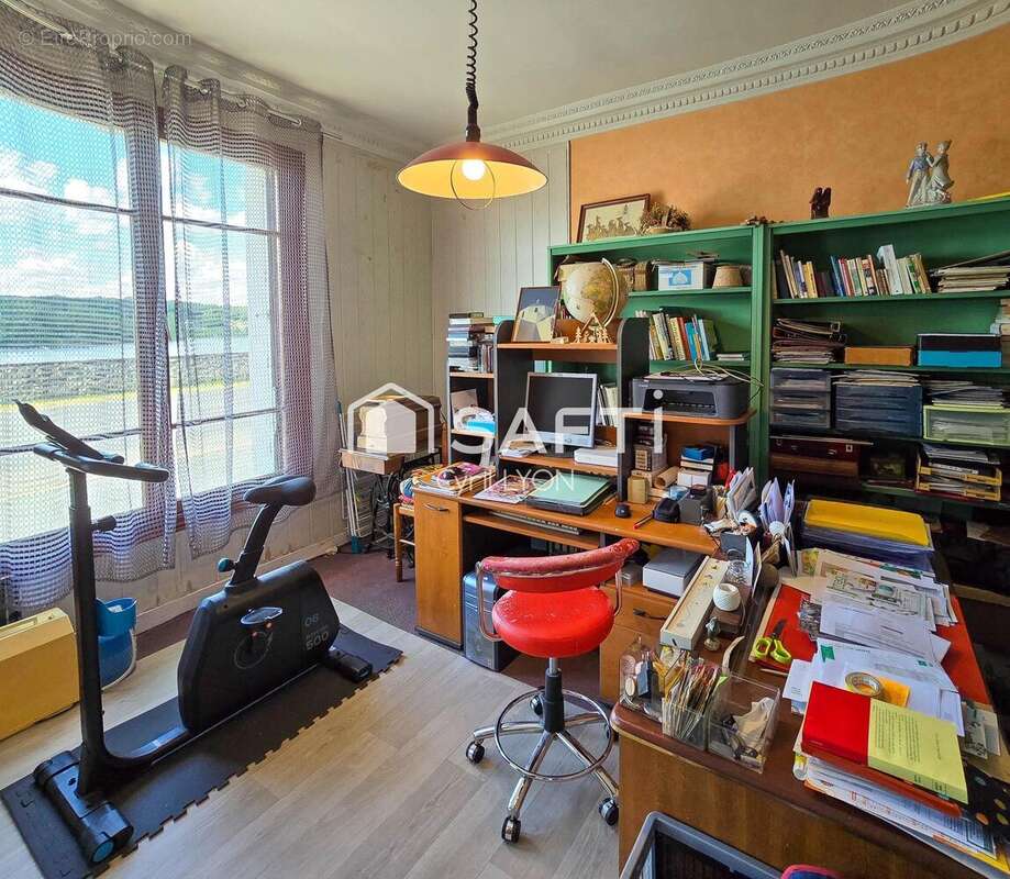 Maison 144 m² à Saint-Clement-Des-Levees  - photo 6