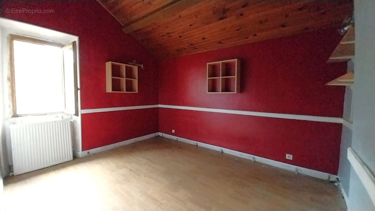 Maison de 2 chambres sur 95m2 sans voisin proche - photo 4