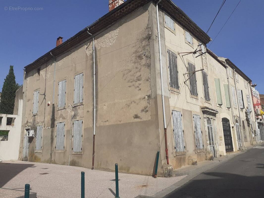Maison à NISSAN-LEZ-ENSERUNE