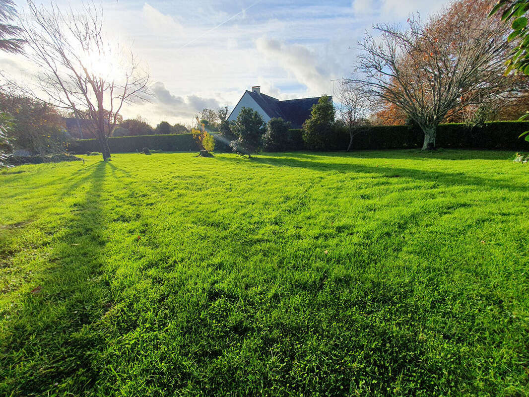 Terrain à FOUESNANT