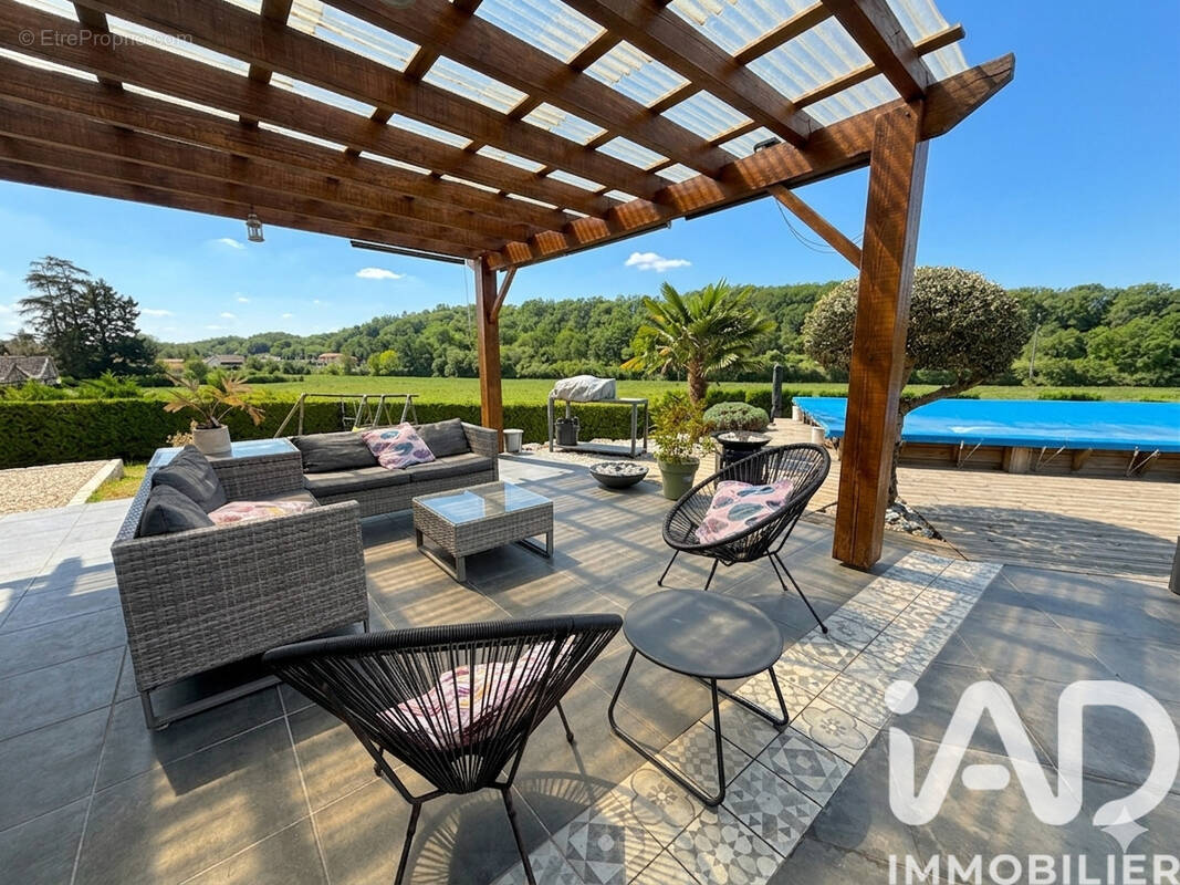 Photo 1 - Maison à TOUVRE