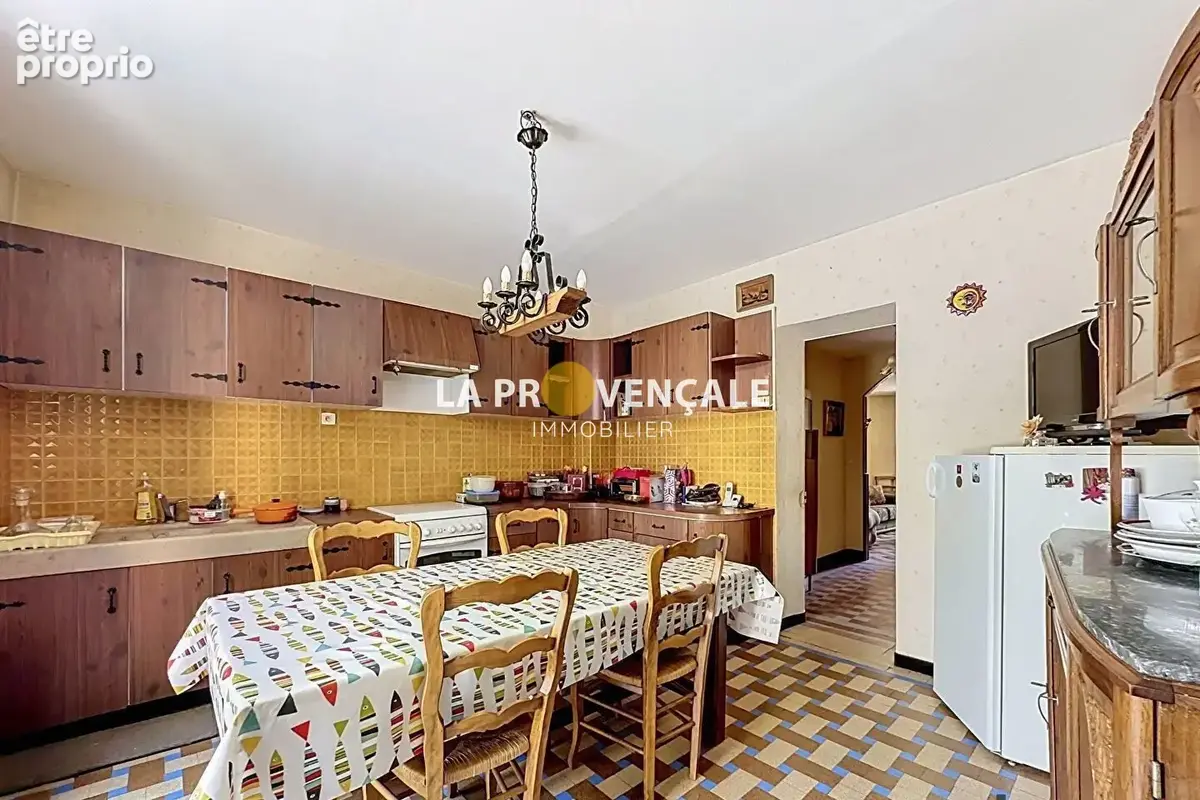 Maison 3 pièces 86 m² à vendre à Trets (13530) - photo 4