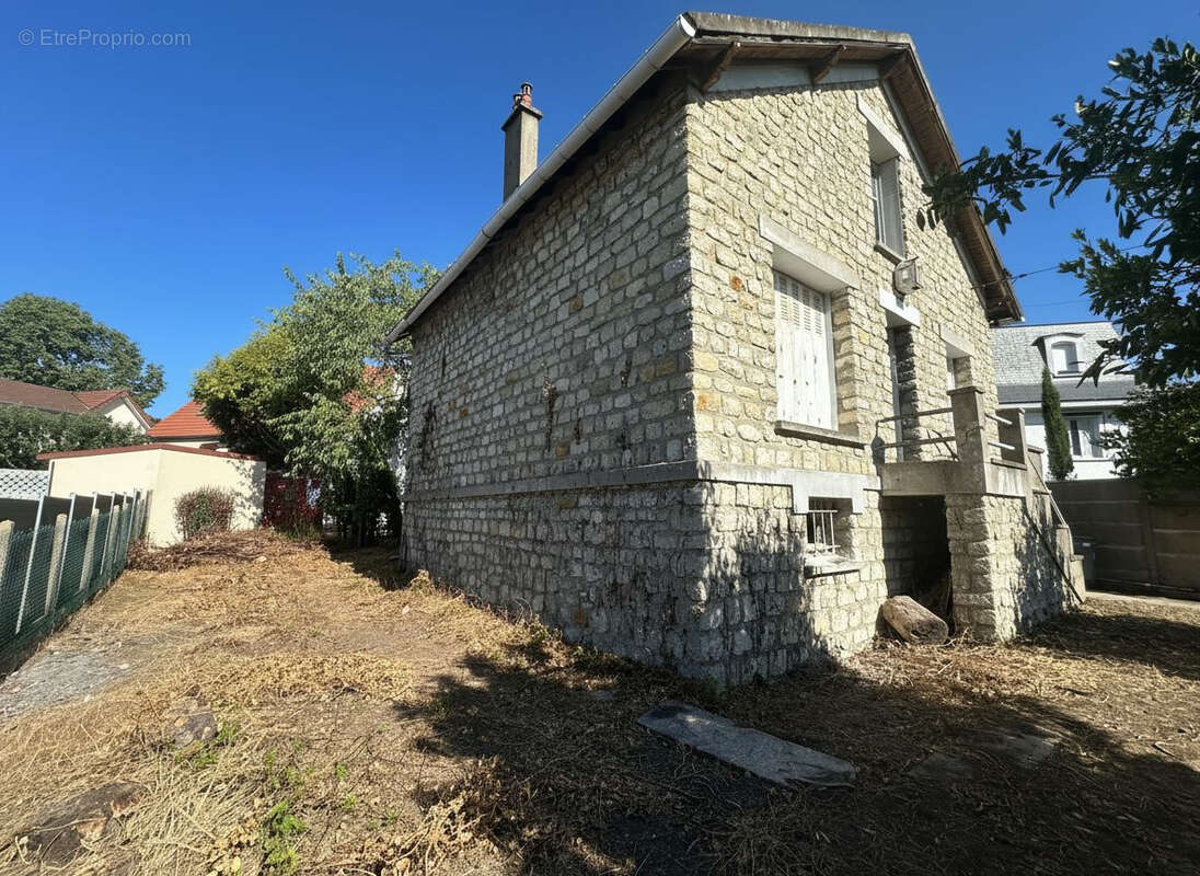 Maison 121m² à verrières-le-buisson - photo 11