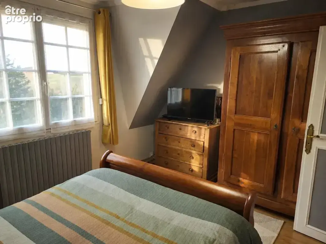 Maison de 12 pièces de 240 m² à Mormant - photo 10