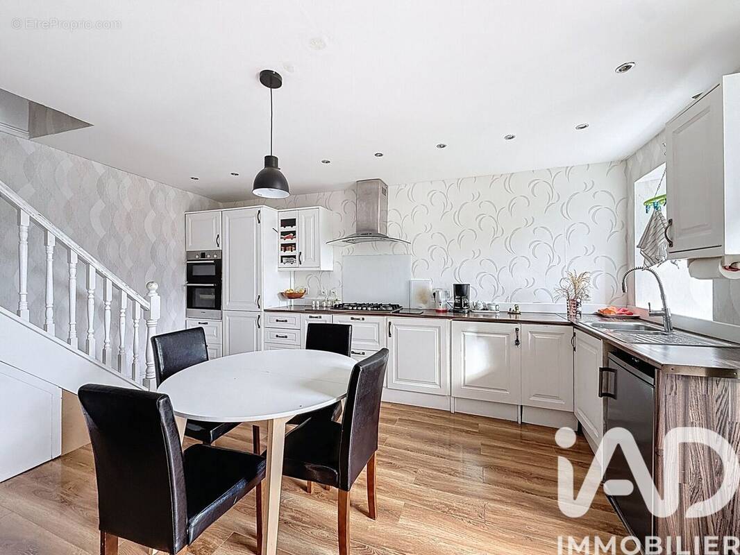 Photo 1 - Maison à UZEL