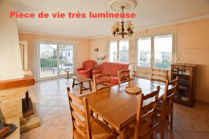 Maison à PARAY-LE-MONIAL