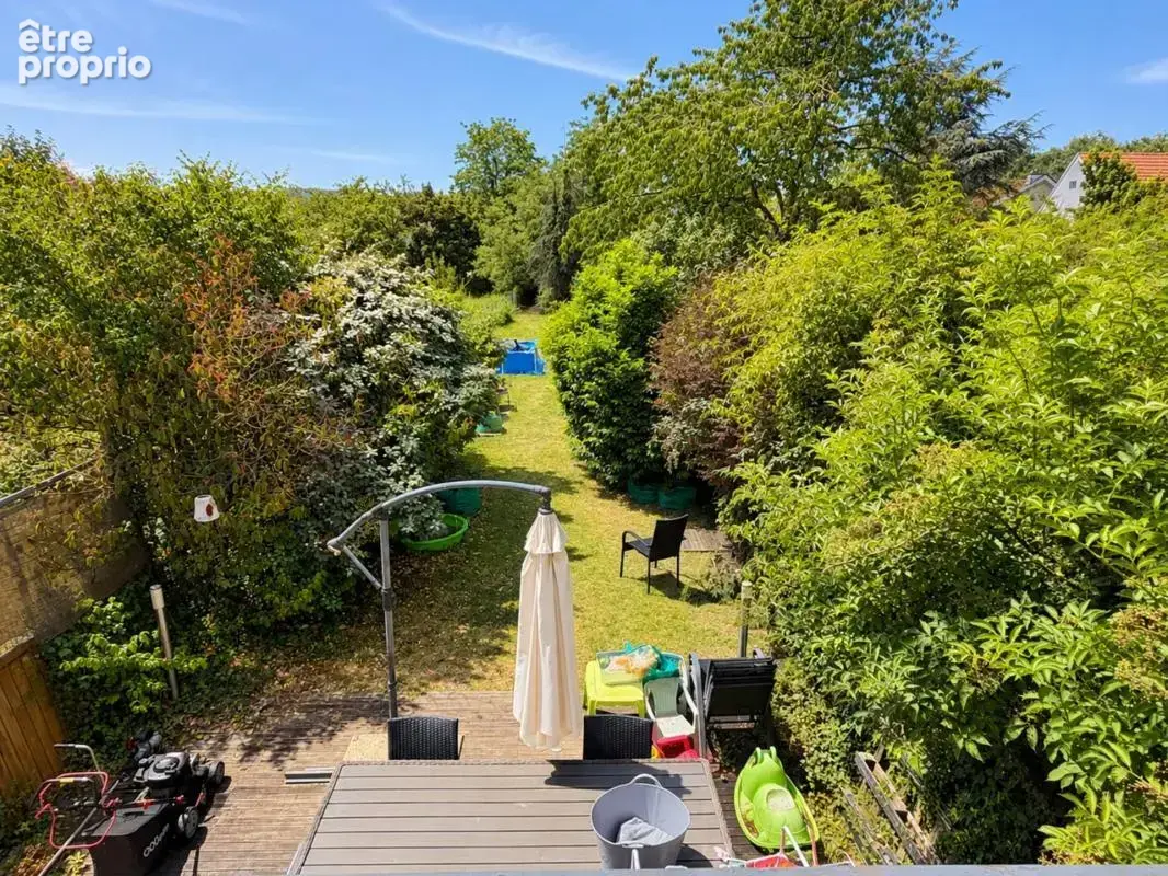Maison en centre-ville, 5 chambres, garage et jardin clos - photo 13
