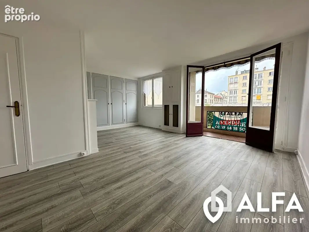 Appartement à ENGHIEN-LES-BAINS