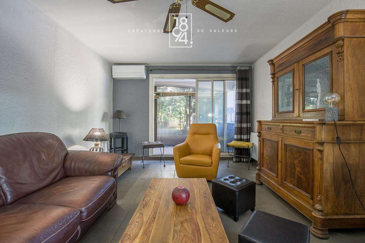 Appartement à MARSEILLE-12E