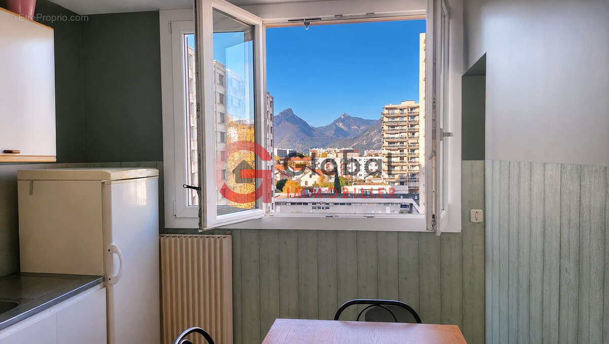 Appartement à ECHIROLLES