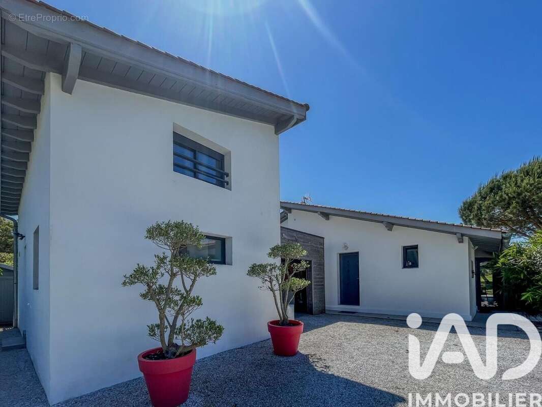 Photo 3 - Maison à ANGLET