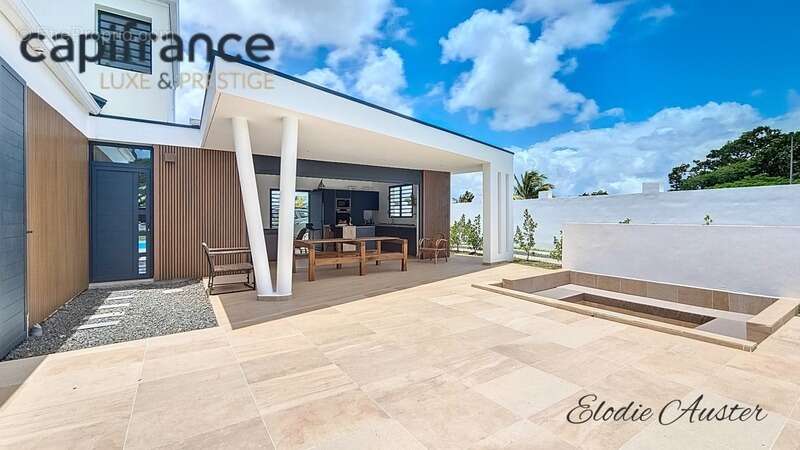 Maison à PORT-LOUIS