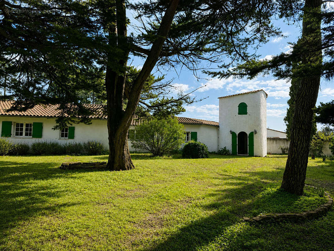 Maison à LA FLOTTE