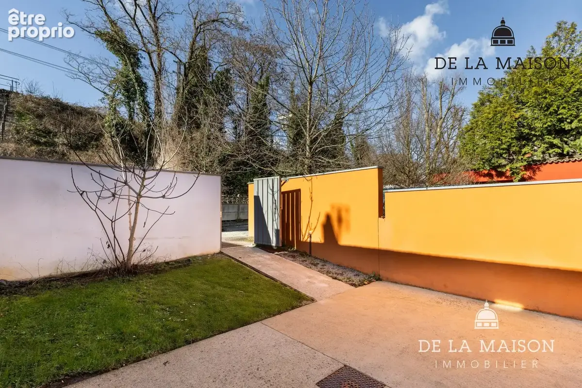 Maison à TASSIN-LA-DEMI-LUNE