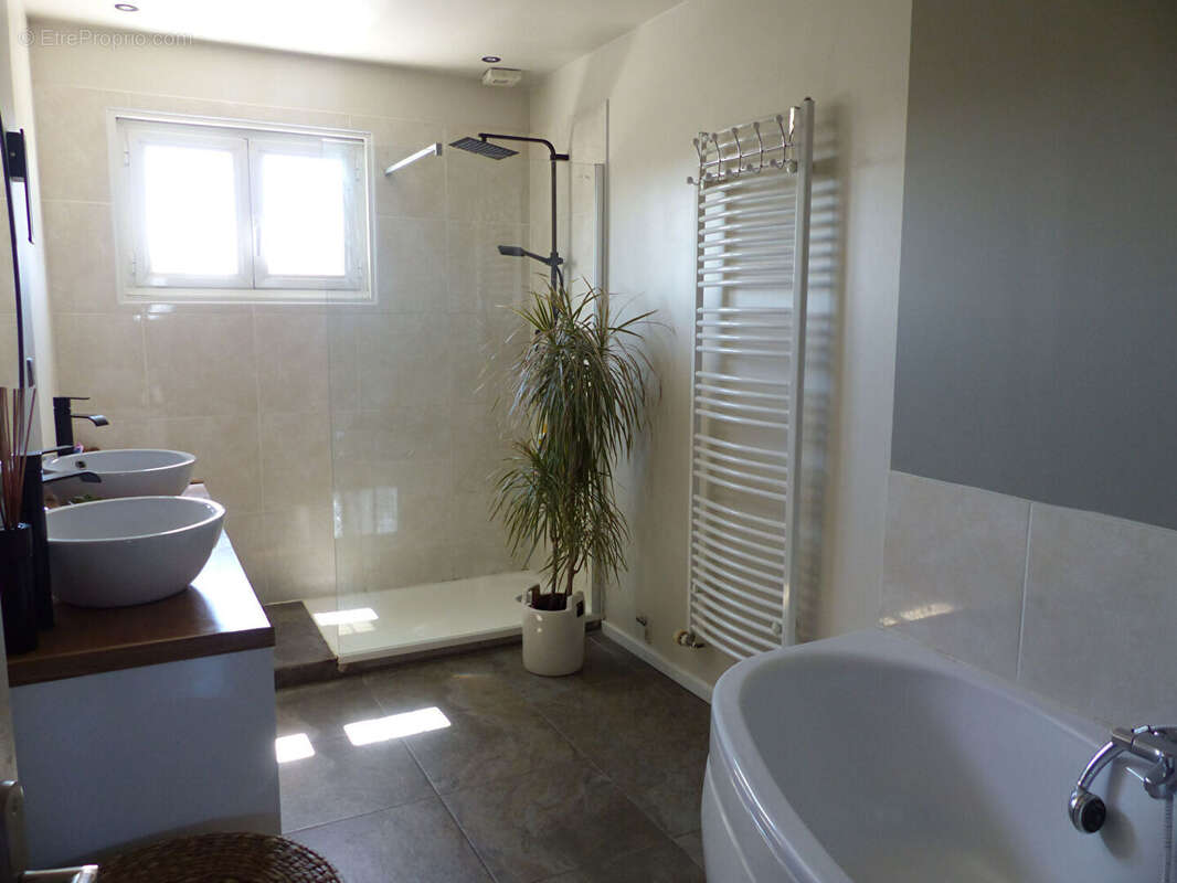 Maison à SAINT-MATHURIN