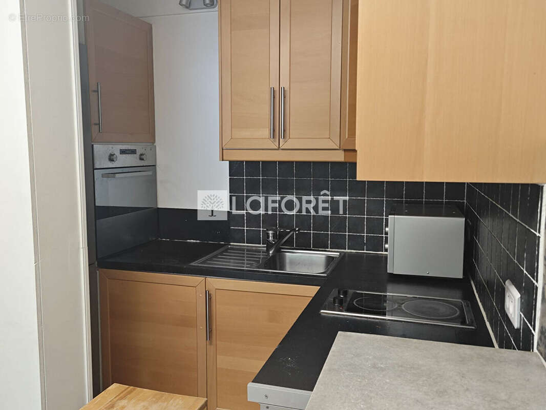 Saint Cloud 2P rénové 38 m², parking possible en sus - photo 2
