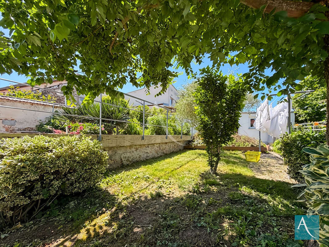 Maison à MONTLHERY