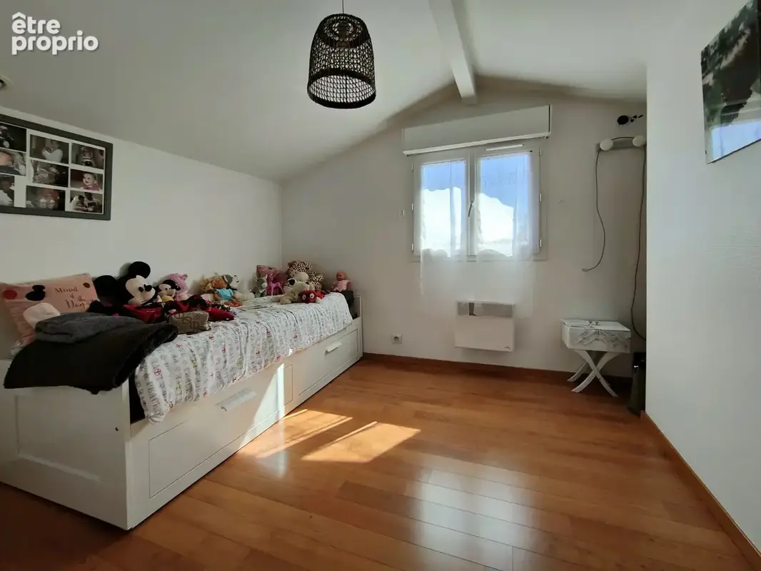 Centre Saint-Médard d'Eyrans : Maison de 145 m² - photo 18