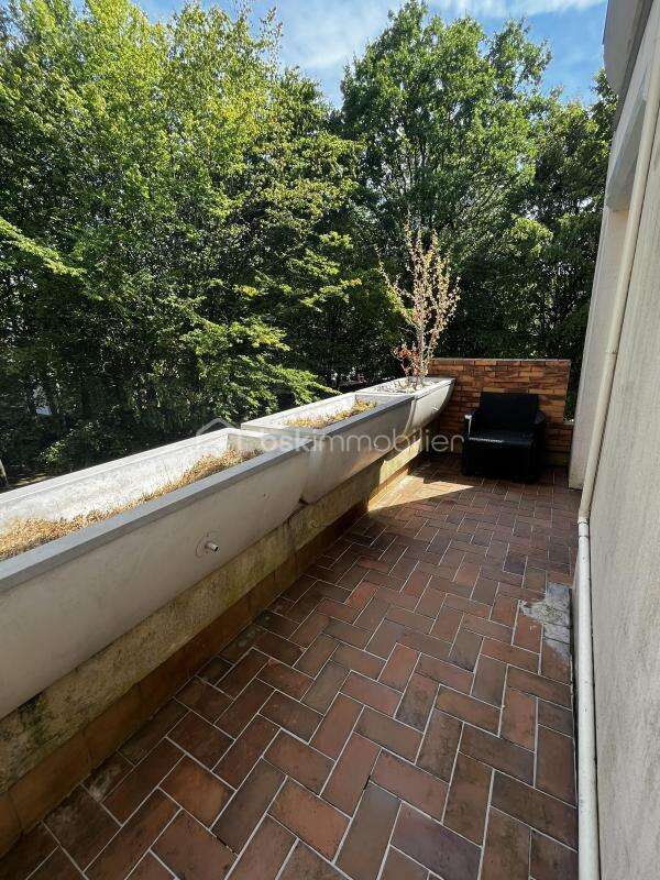 Rare : NOISIEL : Appartement avec balcons, terrasse et garage individuel - photo 5