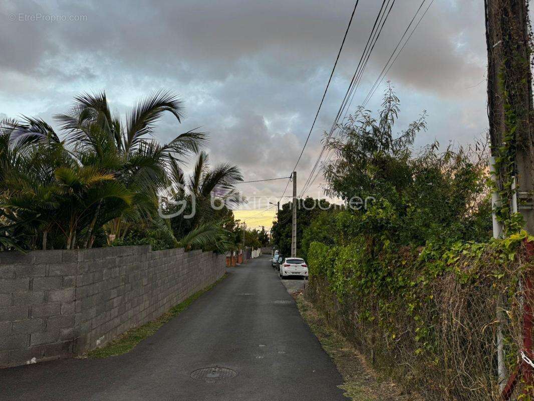 Terrain à SAINT-LOUIS