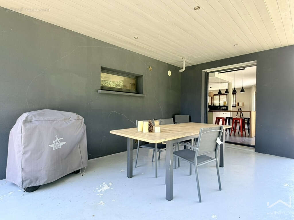 Maison à BAULON