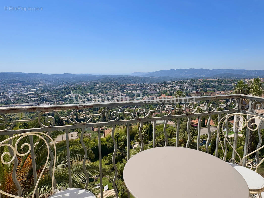 Appartement à GRASSE