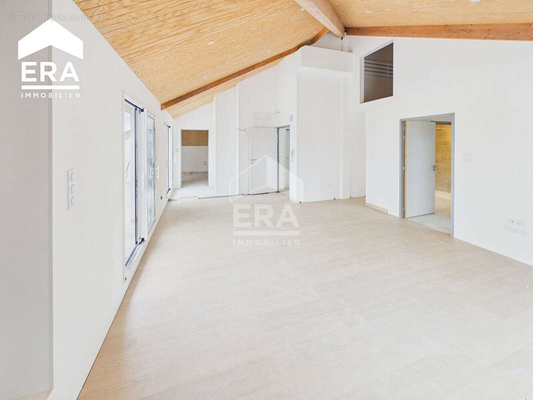 Appartement à BARAQUEVILLE