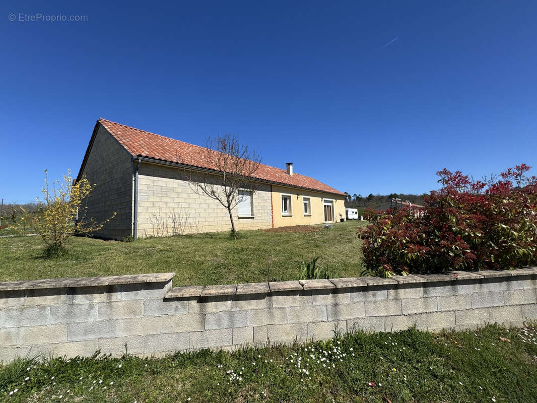 Maison à CASTELNAUD-LA-CHAPELLE