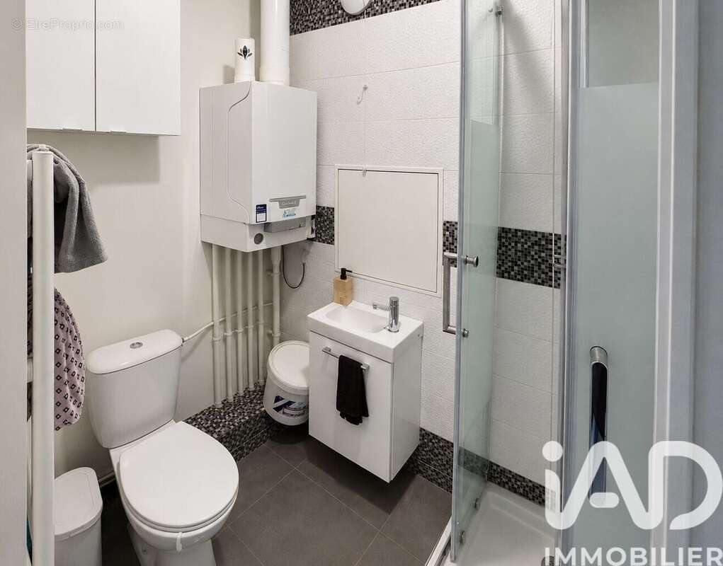 Photo 3