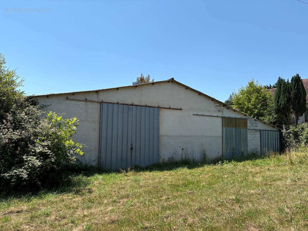Coussac Bonneval : Authentique corps de ferme sur 4,2 hectares - photo 23