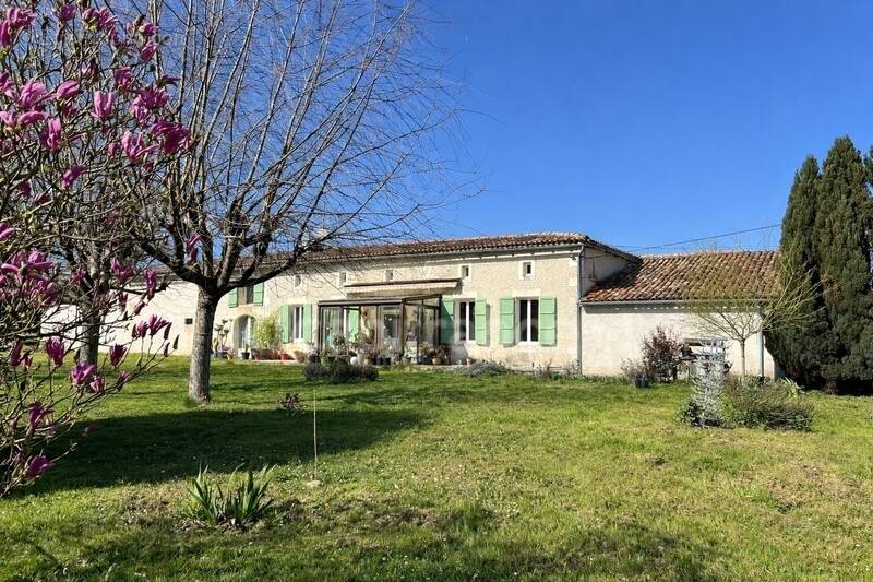 Maison à VANZAC