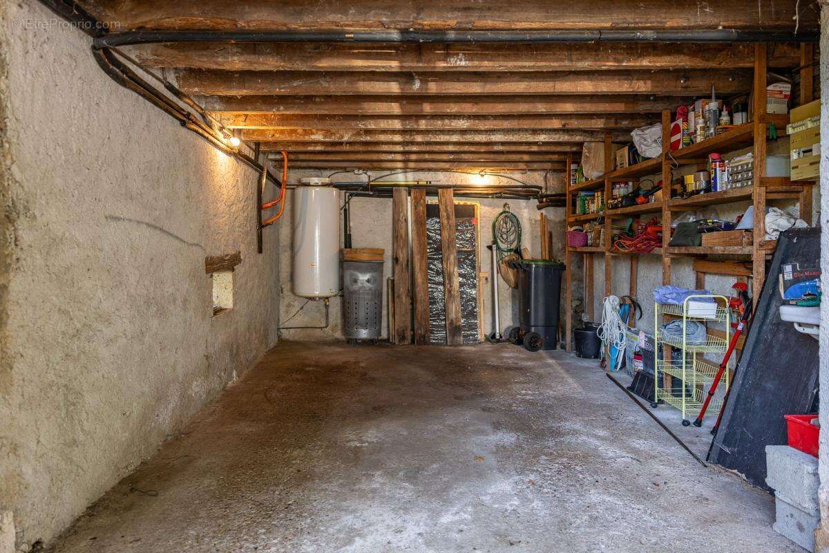 Maison à SAINT-PAUL-DE-SERRE