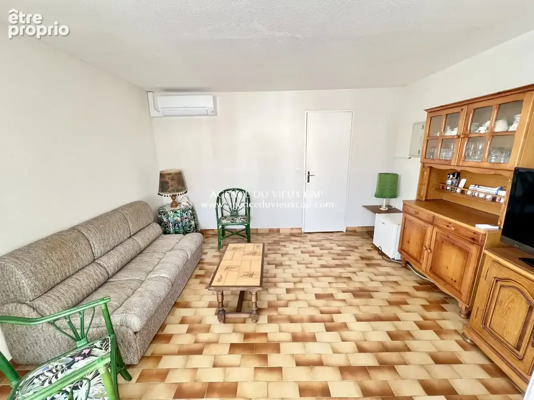 Achat cap d'agde - quartier vieux port - t2 cabine - parking prive - belle vue sur canal - photo 6