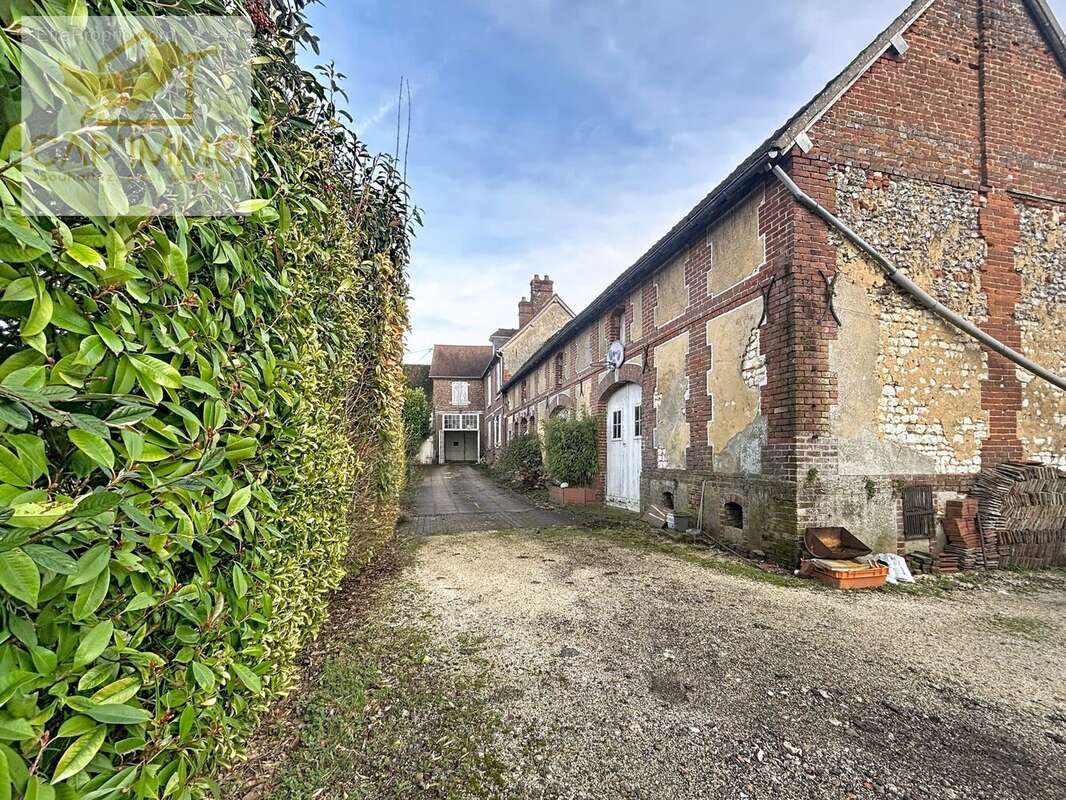 Maison 191 m² à Gisors  - photo 2