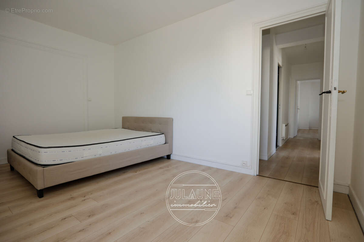 Appartement T5   Secteur Renoir   Un bien aux multiples possibilités ! - photo 13