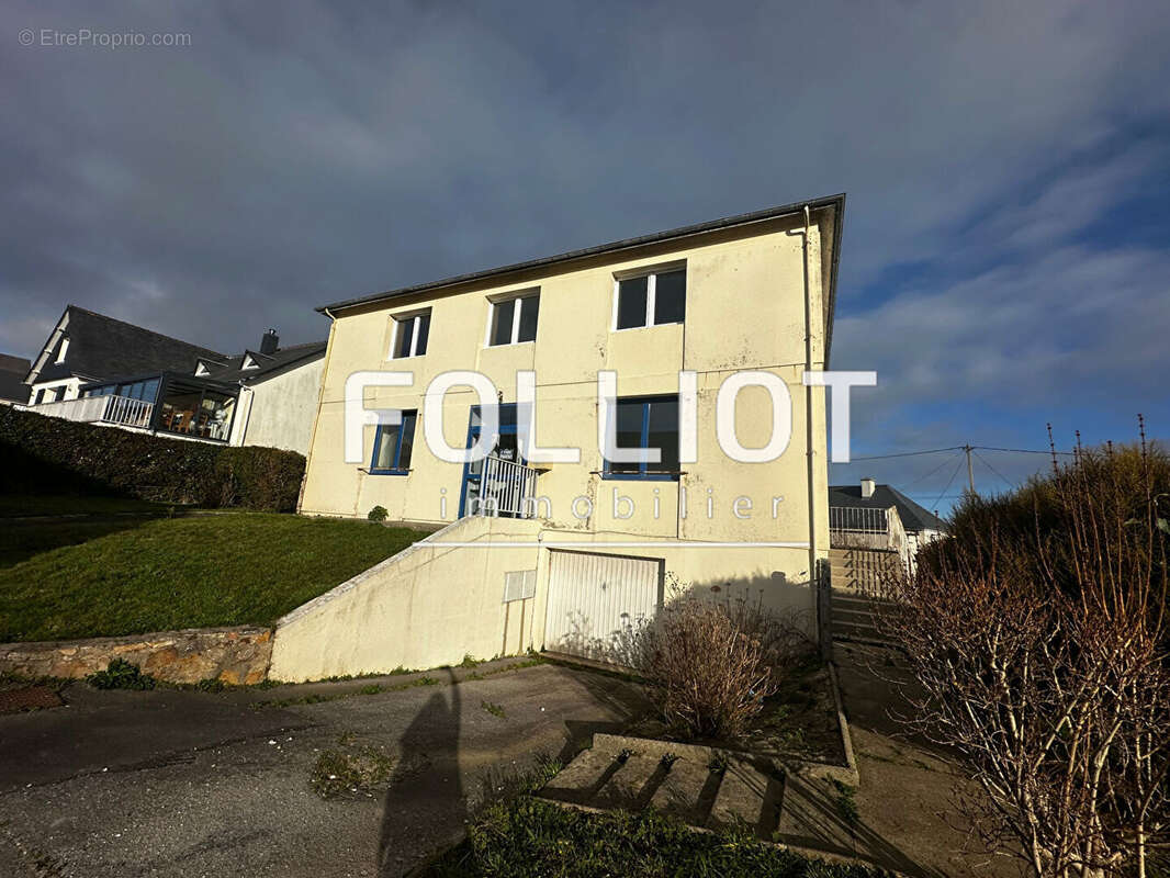 Appartement à LES PIEUX