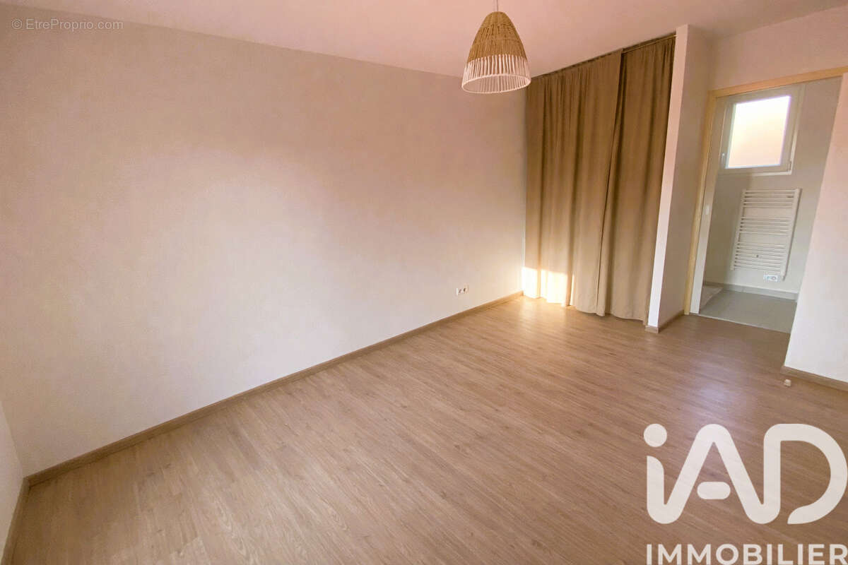 Photo 6 - Maison à AVRILLE