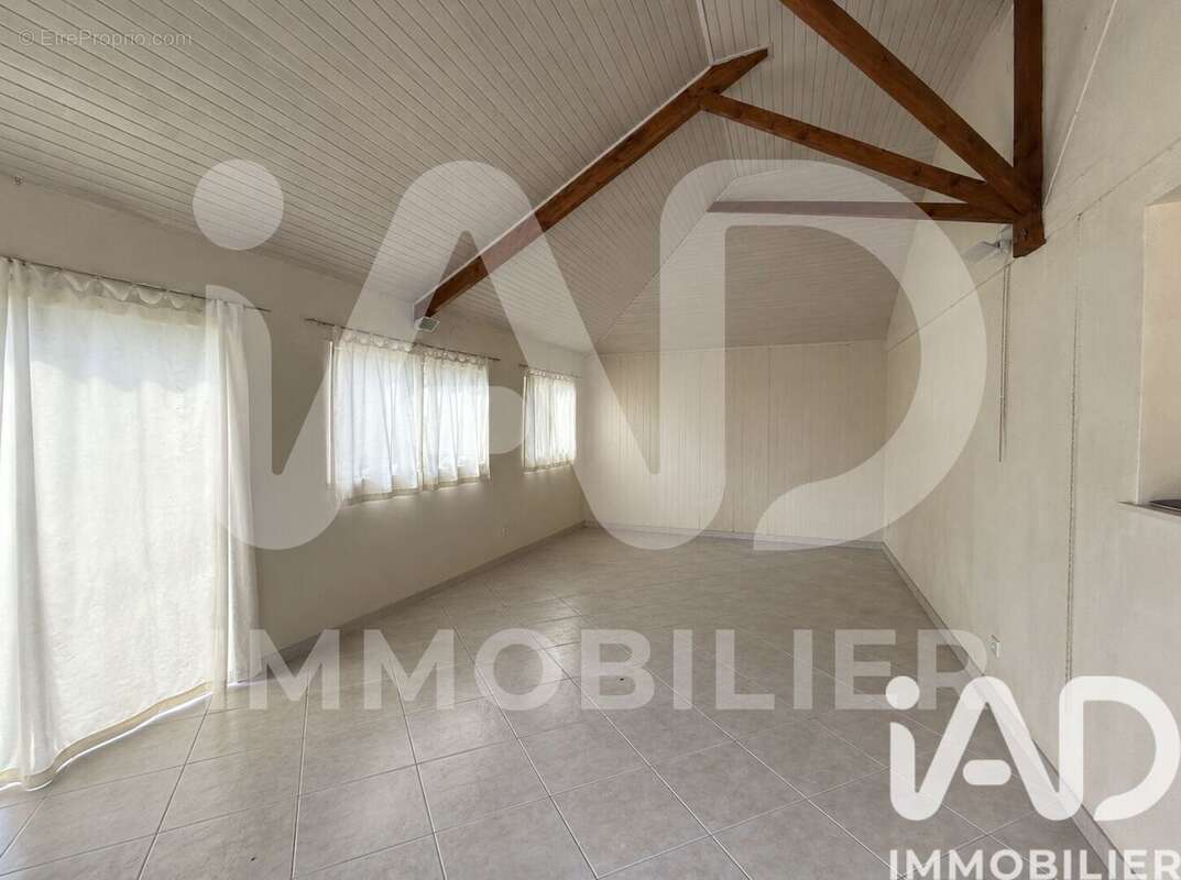 Photo 9 - Maison à SAINT-PANTALEON-DE-LARCHE