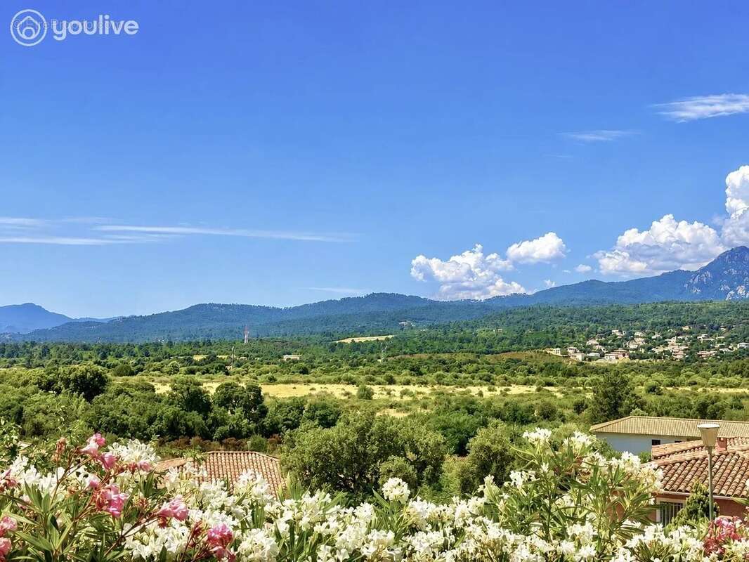 TRAVO – Belle villa T5 de 114 m² avec vue mer et montagne - photo 12