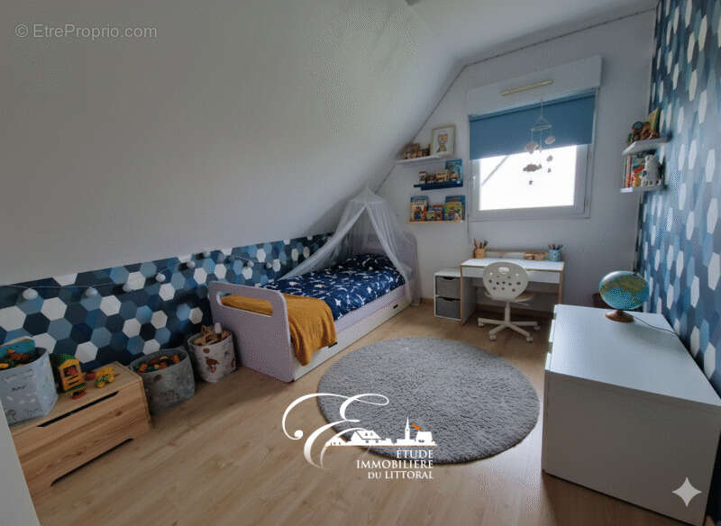 Maison à OYE-PLAGE